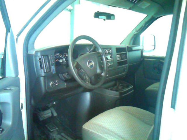 2008 Chevrolet Express 114.6 XLT W/rear Door Privacy Glass