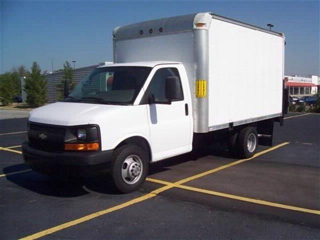 2008 Chevrolet Express Premier I4 2WD