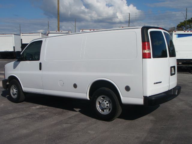 2008 Chevrolet Express Unknown