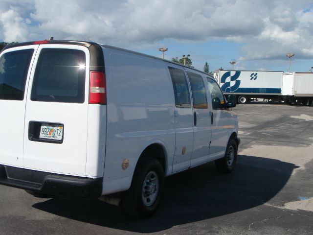 2008 Chevrolet Express Unknown