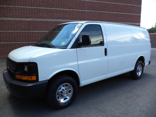 2008 Chevrolet Express Coupe 4D