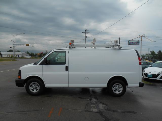 2008 Chevrolet Express Overland 4X4
