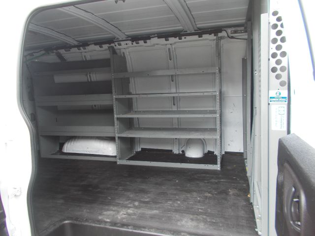 2009 Chevrolet Express Coupe 4D