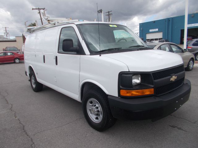 2009 Chevrolet Express Coupe 4D