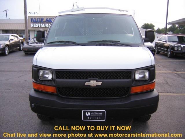2009 Chevrolet Express 1500 Club Coupe Short Bed
