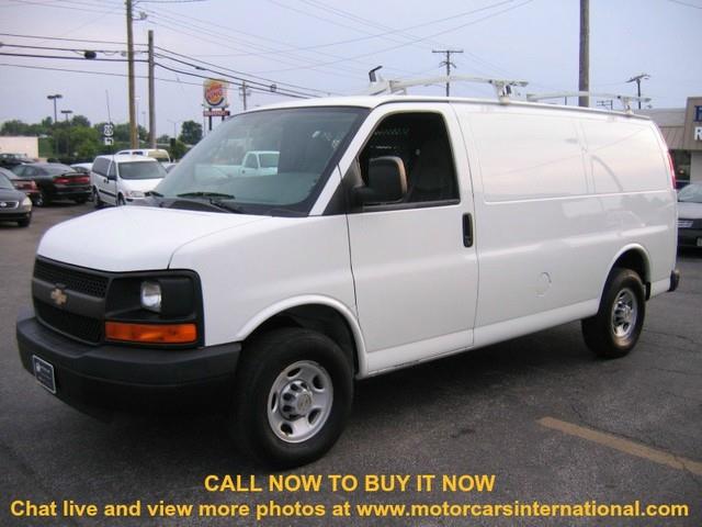 2009 Chevrolet Express 1500 Club Coupe Short Bed