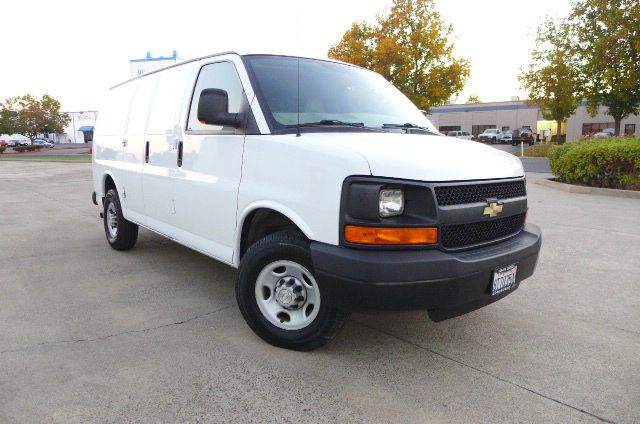 2009 Chevrolet Express Coupe 4D