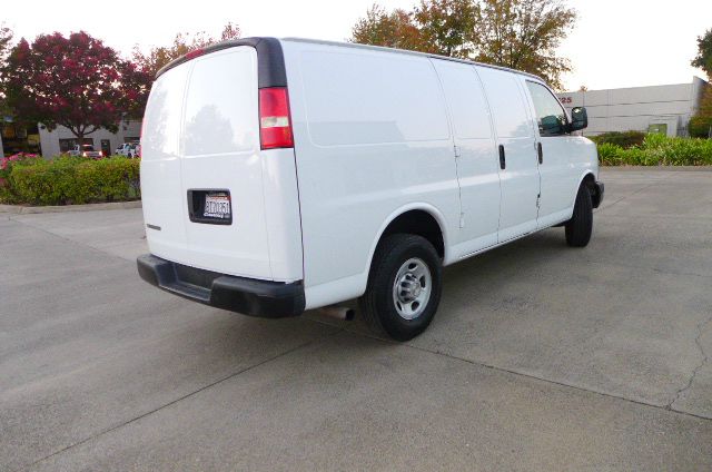 2009 Chevrolet Express Coupe 4D