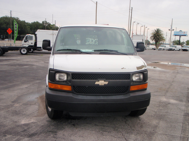 2009 Chevrolet Express Unknown