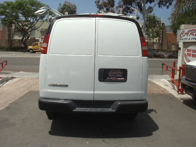 2009 Chevrolet Express Coupe 4D