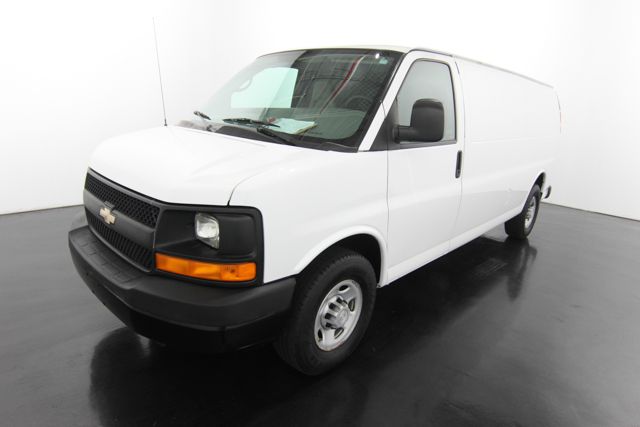 2009 Chevrolet Express REG WB