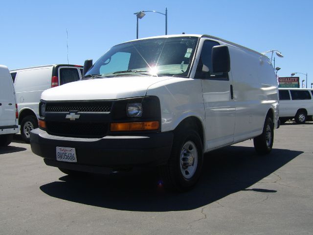 2009 Chevrolet Express Coupe 4D