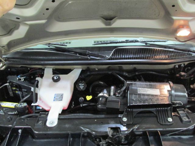 2009 Chevrolet Express 114.6 XLT W/rear Door Privacy Glass