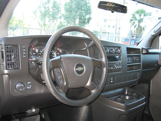 2009 Chevrolet Express Coupe 4D