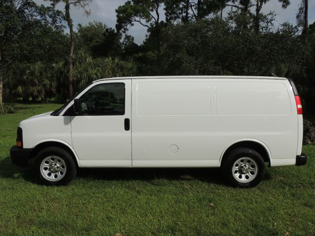 2009 Chevrolet Express Unknown