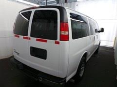 2009 Chevrolet Express 750i 4dr Sdn