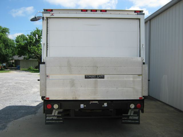 2009 Chevrolet Express Crew Cab 131