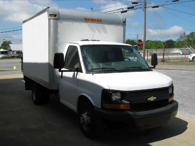 2009 Chevrolet Express Crew Cab 131