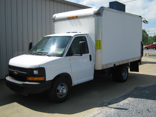 2009 Chevrolet Express Crew Cab 131