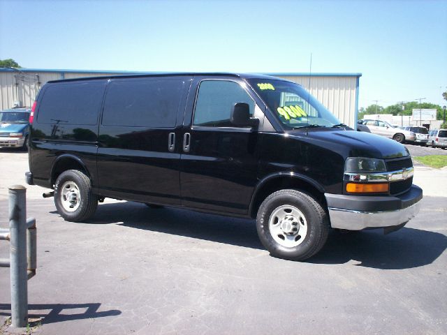 2009 Chevrolet Express Coupe 4D