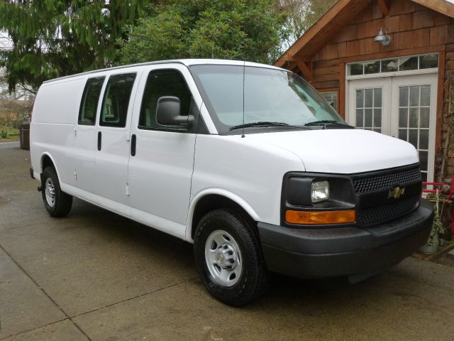 2009 Chevrolet Express REG WB