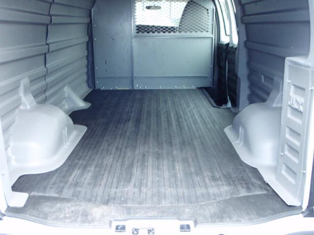 2010 Chevrolet Express LS 4X4