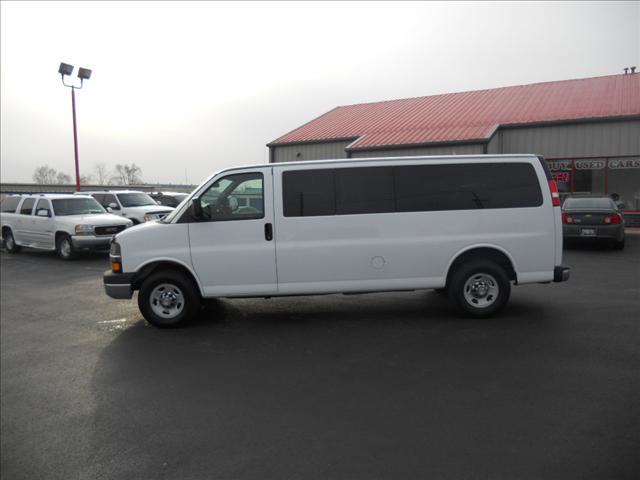2010 Chevrolet Express FWD I