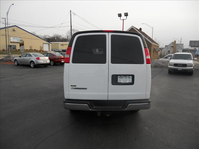 2010 Chevrolet Express FWD I