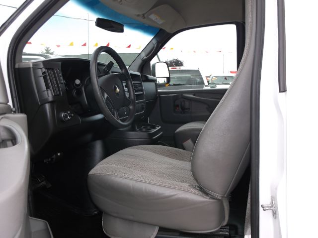 2010 Chevrolet Express Coupe 4D