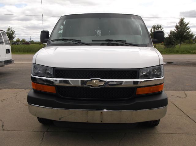 2010 Chevrolet Express Coupe 4D