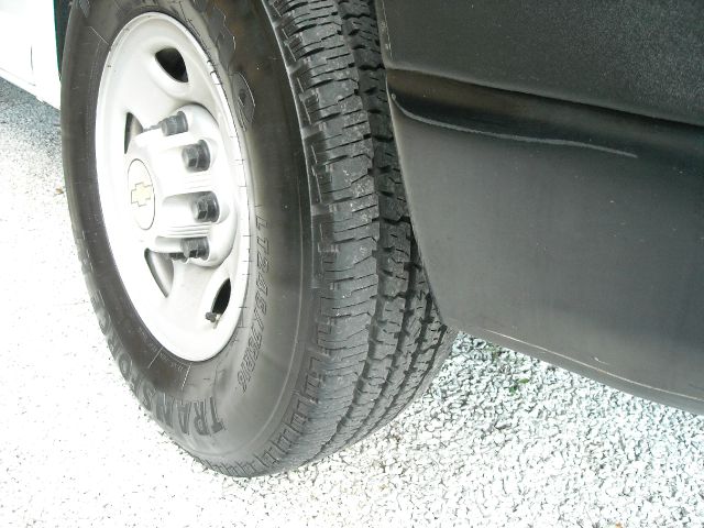 2010 Chevrolet Express Coupe 4D