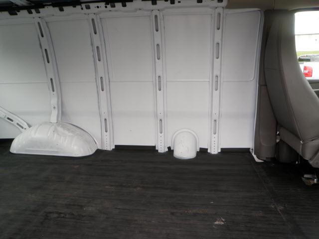 2010 Chevrolet Express LS 4X4