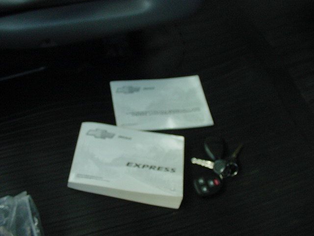 2010 Chevrolet Express CE 1.8