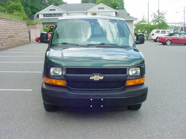 2010 Chevrolet Express CE 1.8