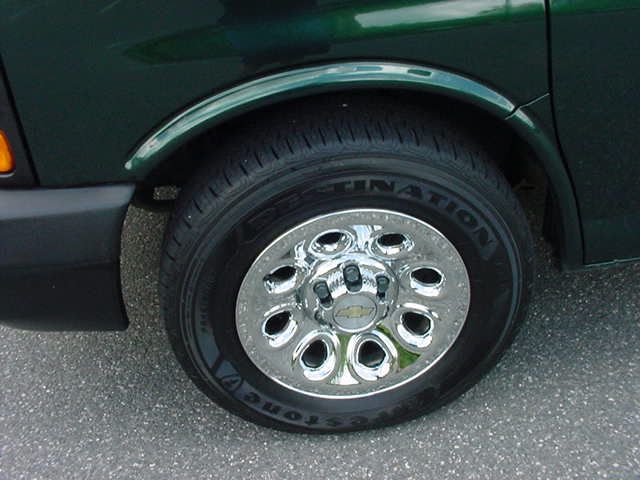 2010 Chevrolet Express CE 1.8