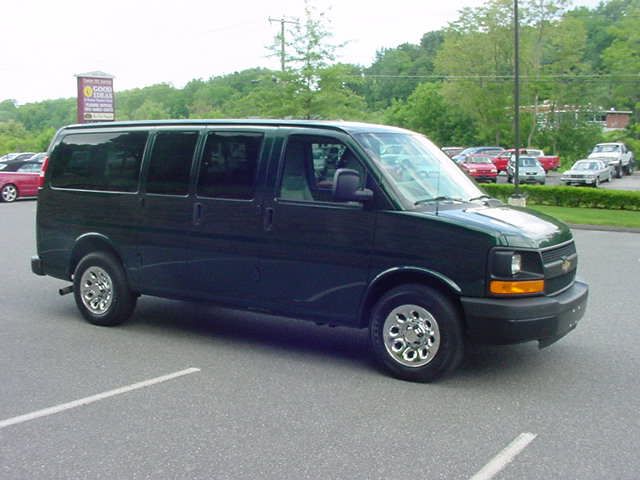 2010 Chevrolet Express CE 1.8