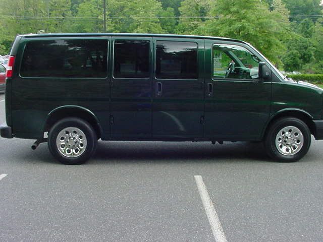 2010 Chevrolet Express CE 1.8