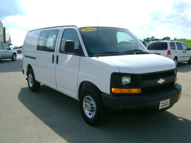 2010 Chevrolet Express Coupe 4D