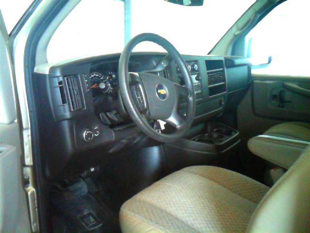 2010 Chevrolet Express 114.6 XLT W/rear Door Privacy Glass