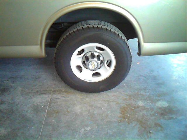 2010 Chevrolet Express 114.6 XLT W/rear Door Privacy Glass