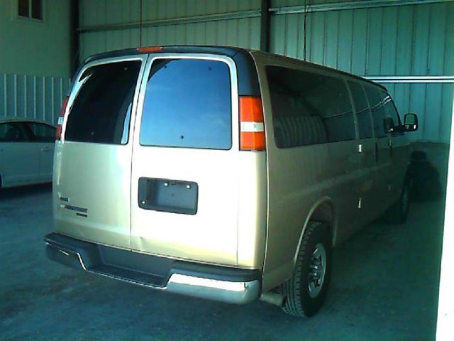 2010 Chevrolet Express 114.6 XLT W/rear Door Privacy Glass
