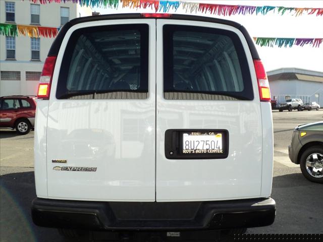 2010 Chevrolet Express Unknown