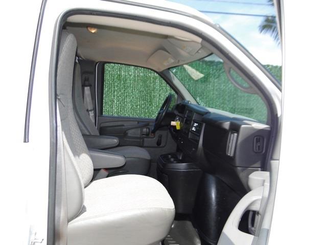 2010 Chevrolet Express SV 4dr SUV