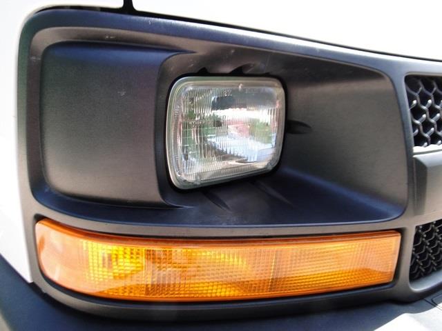 2010 Chevrolet Express SV 4dr SUV