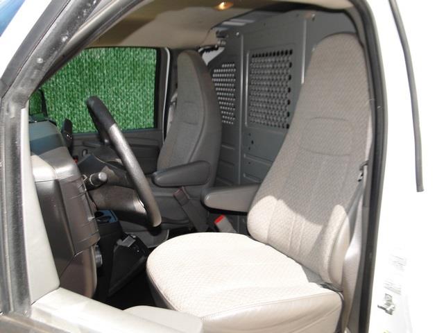 2010 Chevrolet Express SV 4dr SUV