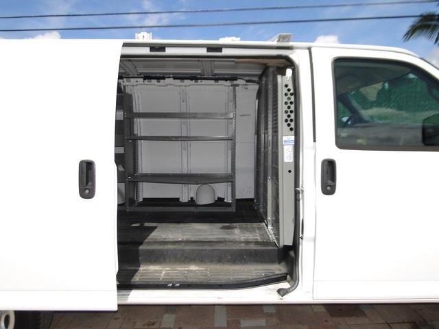 2010 Chevrolet Express SV 4dr SUV