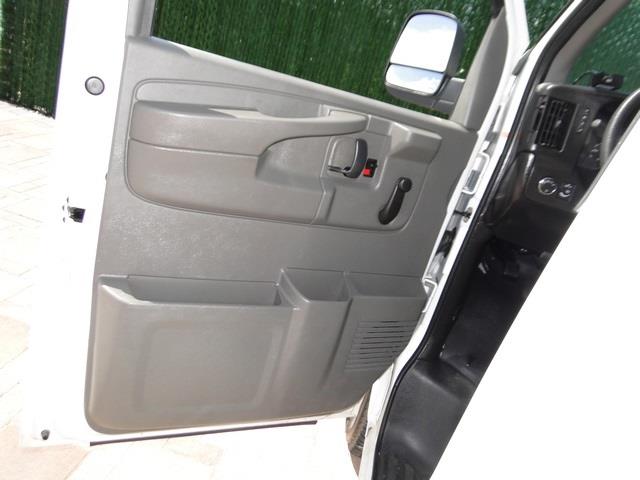 2010 Chevrolet Express SV 4dr SUV