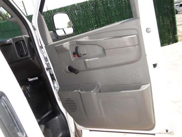 2010 Chevrolet Express SV 4dr SUV