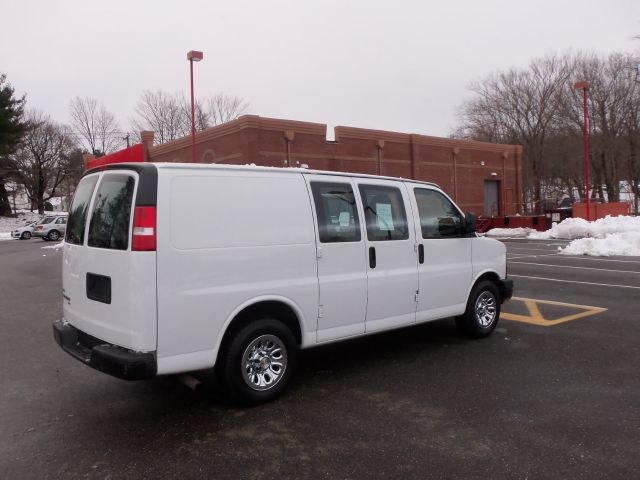 2010 Chevrolet Express CE 1.8