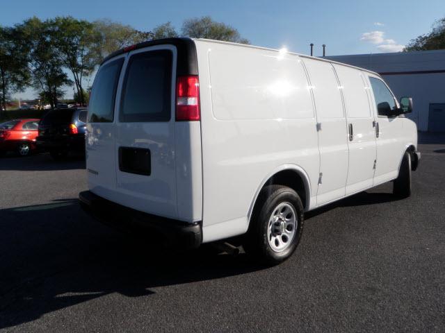 2010 Chevrolet Express Water Truck